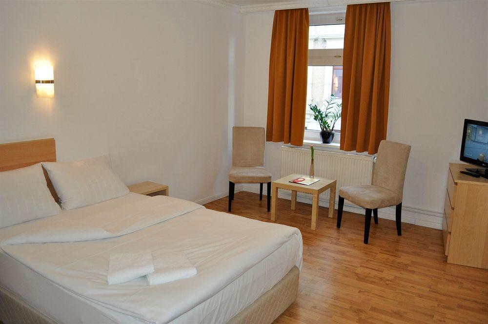 Hotel Budapester Hof Hamburg Ngoại thất bức ảnh