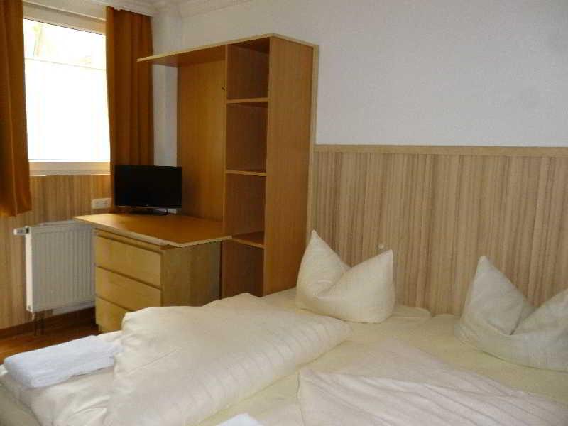 Hotel Budapester Hof Hamburg Ngoại thất bức ảnh